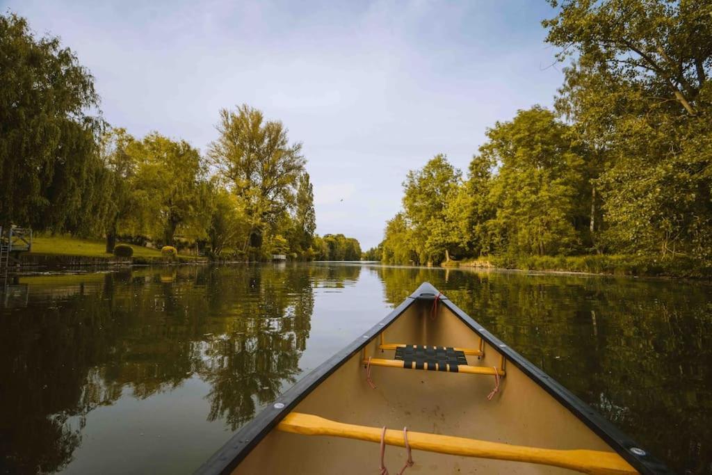 Le Chalet Du Bout Du Monde, En Bord De Riviere ! Grez-sur-Loing Esterno foto